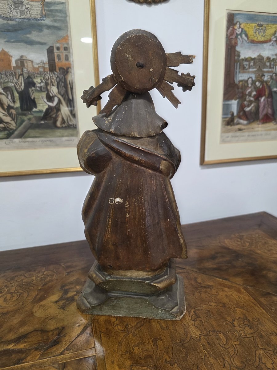 Sculpture en bois doré et peint représentant la Vierge à l'Enfant, Espagne, fin du XVIIe siècle-photo-2