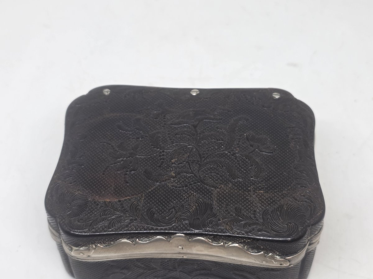 Tabatière en écaille et argent, fin du XVIIIe siècle-photo-2