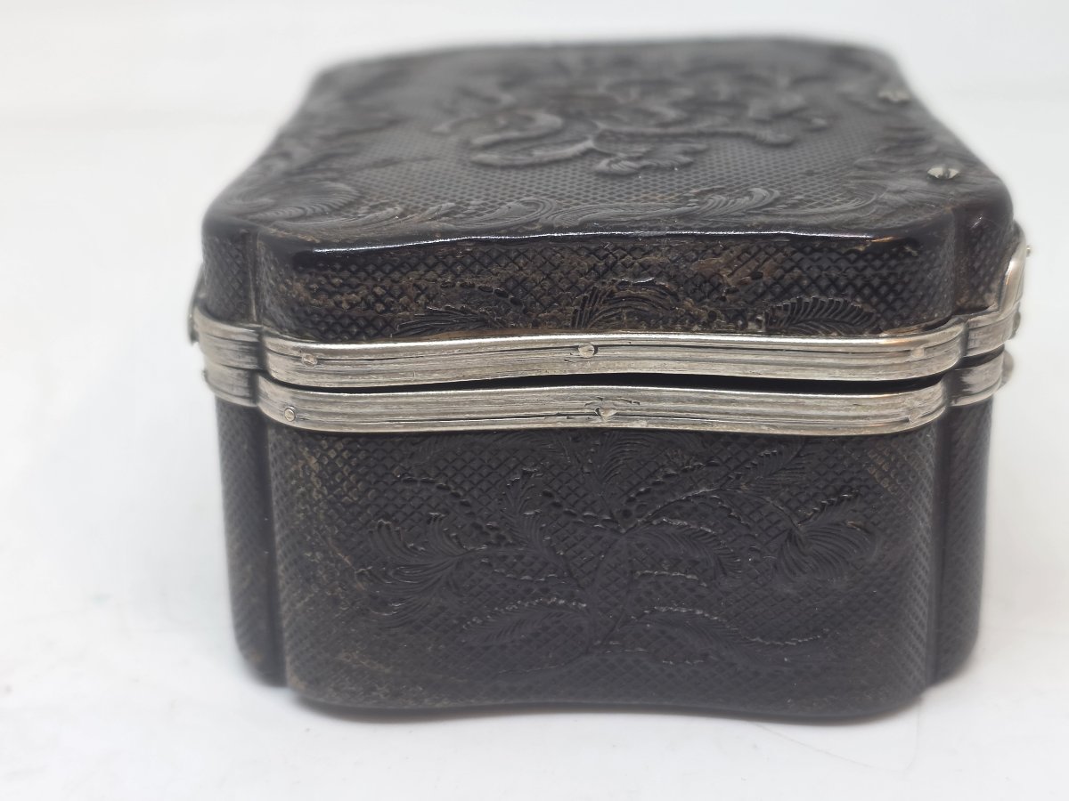 Tabatière en écaille et argent, fin du XVIIIe siècle-photo-4