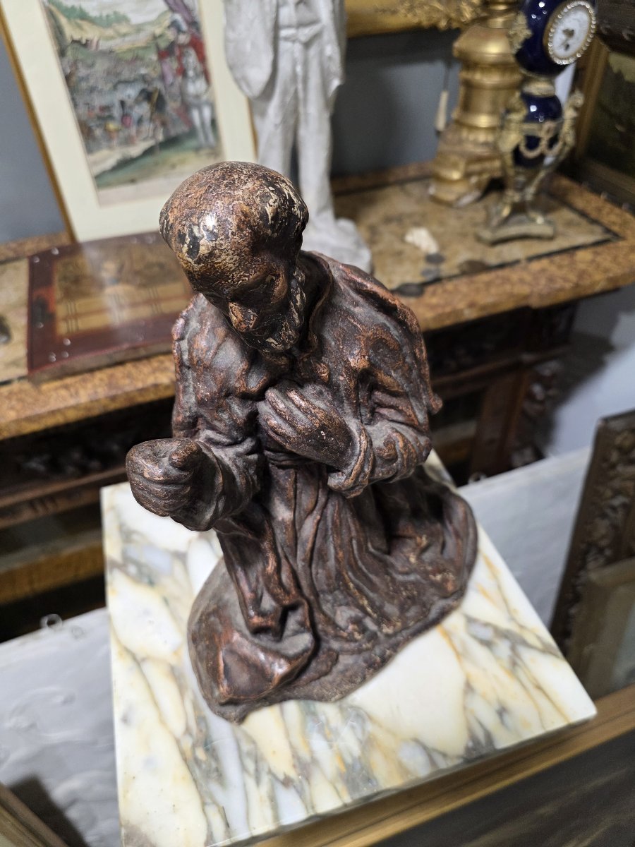  Sculpture baroque en terre cuite ou scagliola représentant un saint (XVIIe/XVIIIe siècle)-photo-6