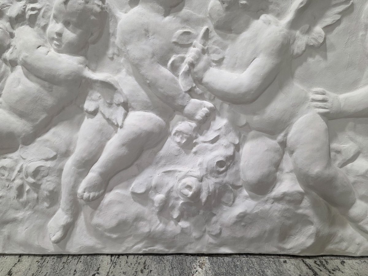  Paire de grands bas-reliefs en plâtre représentant une allégorie de putti – Fin du XIXe / débu-photo-4