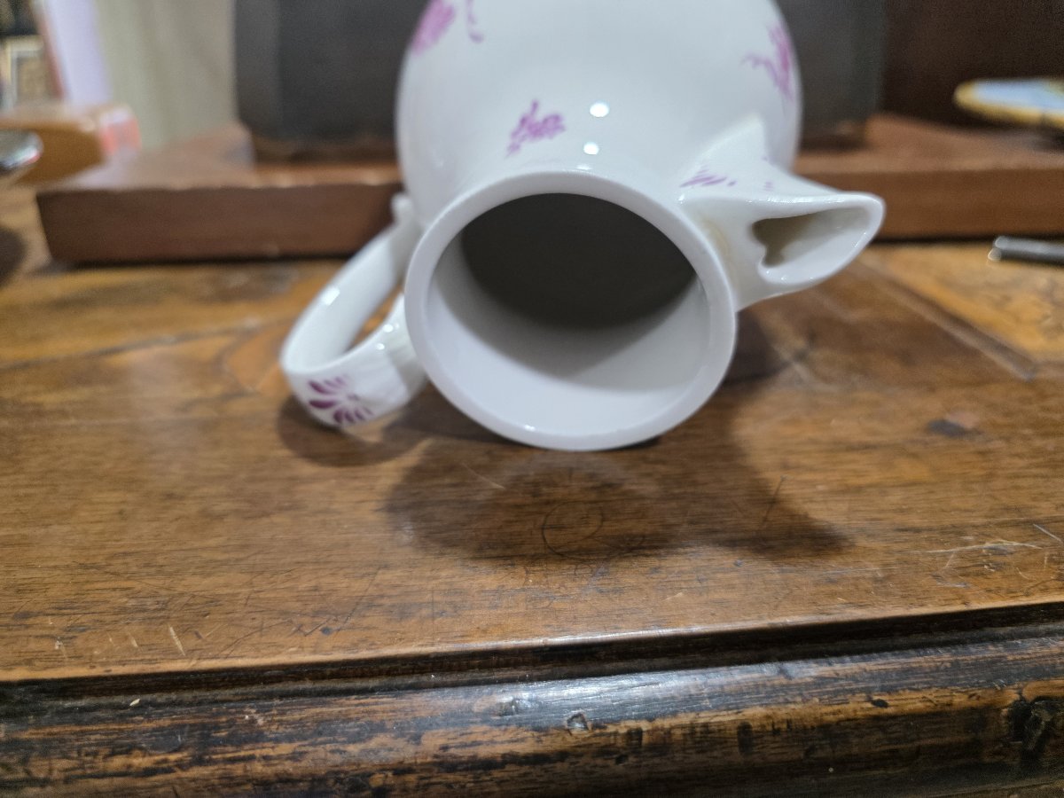  Verseuse en porcelaine portant la marque bleue « Bindenschild »-photo-2