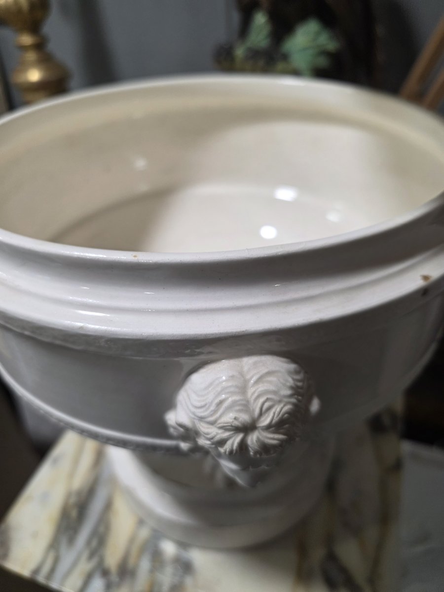 Important Neoclassical White Earthenware Tureen – Giustiniani, Naples, C. 1810–1820-photo-2