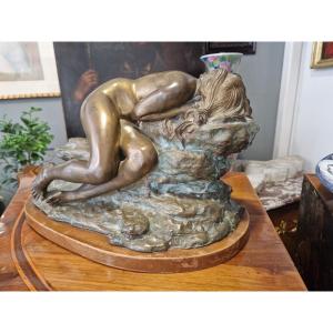 Eugenio Maccagnani (1852 - 1930) Sculpture "remords" 