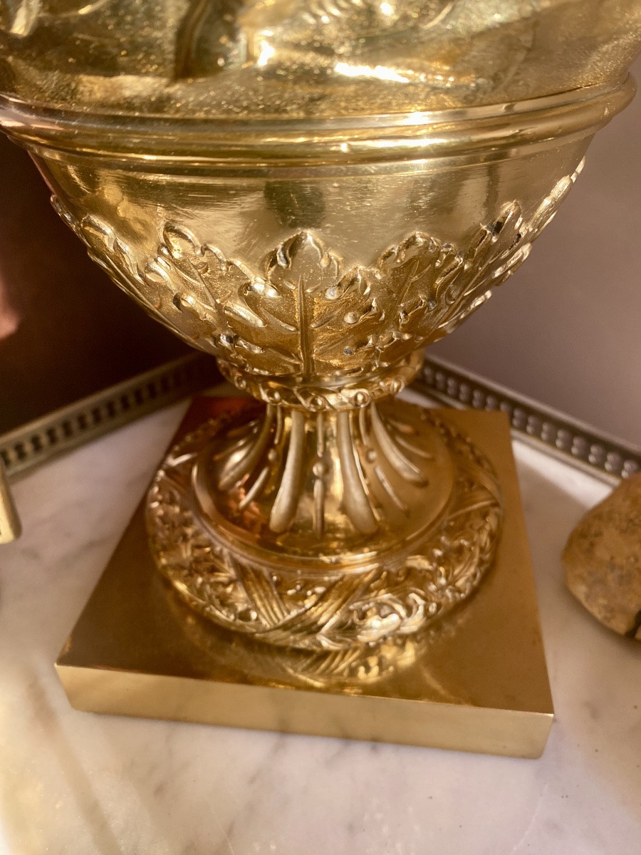 Très décorative Cruche en Bronze doré-photo-2