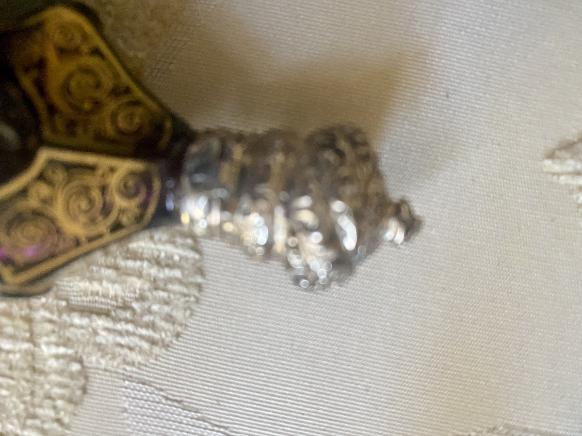 A Very Richly Decorated Smelling Salts Bottle -photo-1