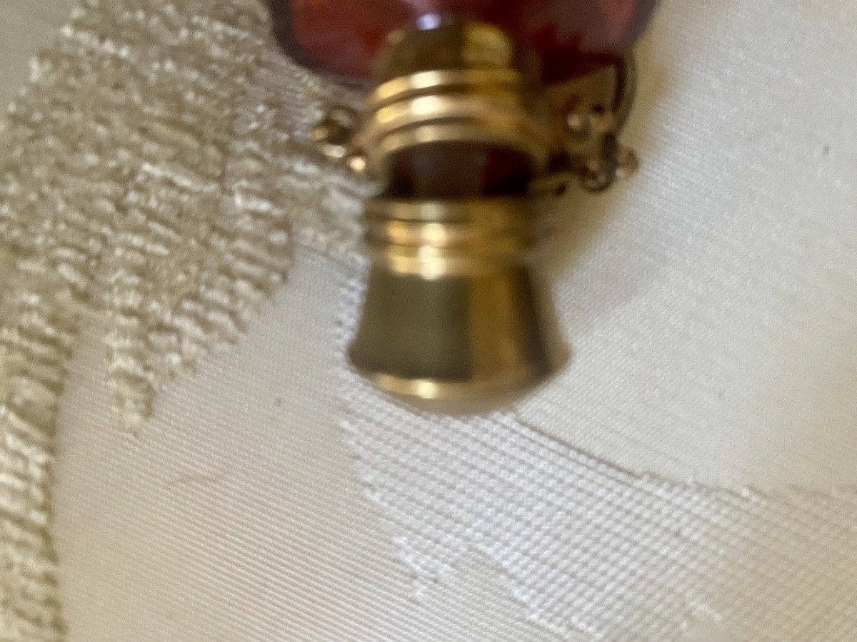 Flacon à Sels fin XIX ieme en demi cristal rouge et  pomponne -photo-1