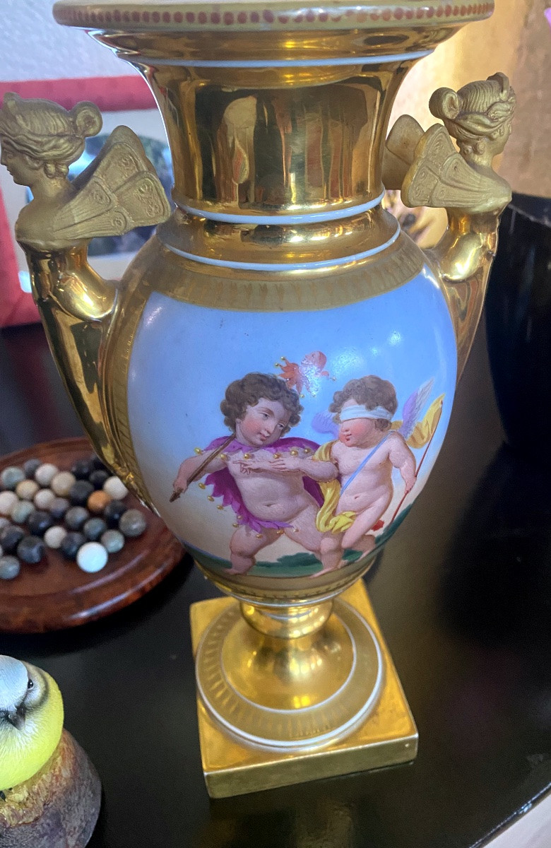 A Very Beautiful Pair Of Paris Porcelain Vases-photo-2