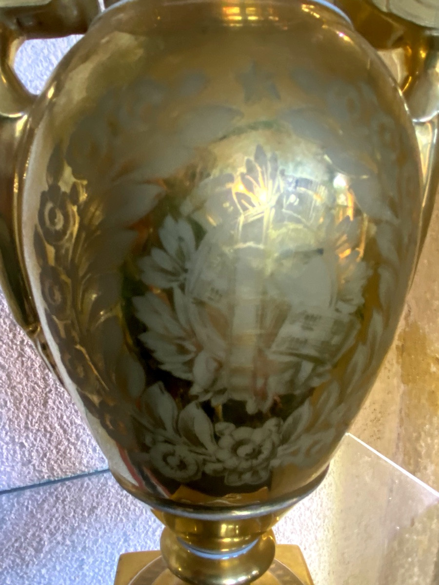 A Very Beautiful Pair Of Paris Porcelain Vases-photo-4