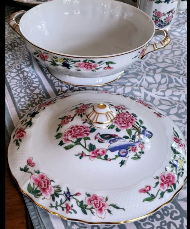 Important Bernardaud Porcelain Dinner Service From Limoges -photo-5