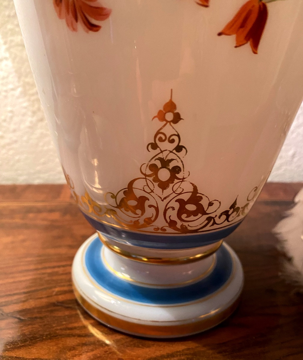 Très Beau vase en opaline  décoré de Fleurs d époque Charles X -photo-8