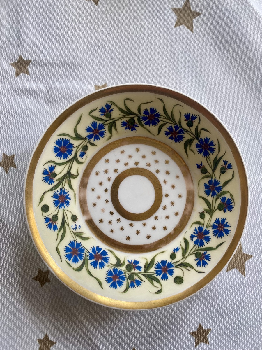 Pretty Cup Mitron 19th Century Model -photo-3