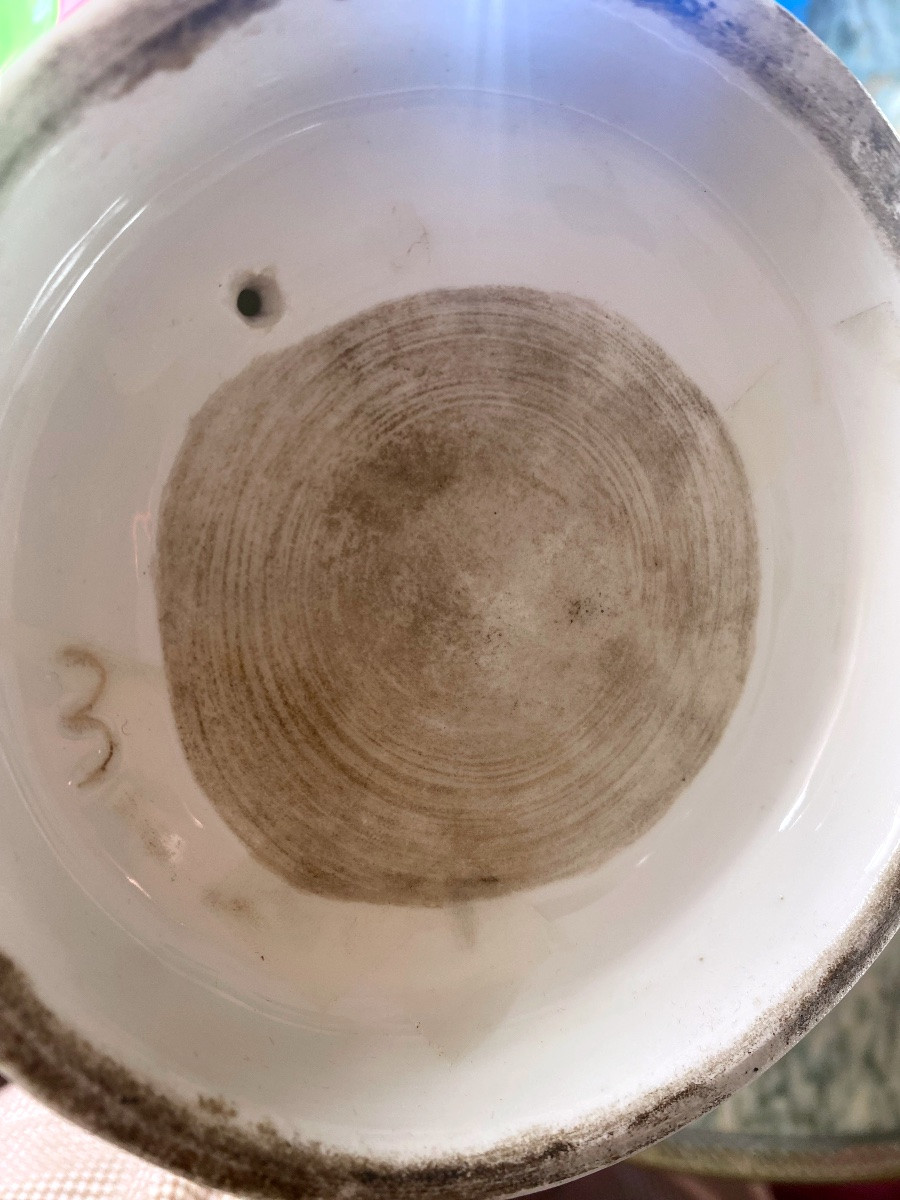 Tisanière en porcelaine de Paris XIX ieme représentant une religieuse -photo-3