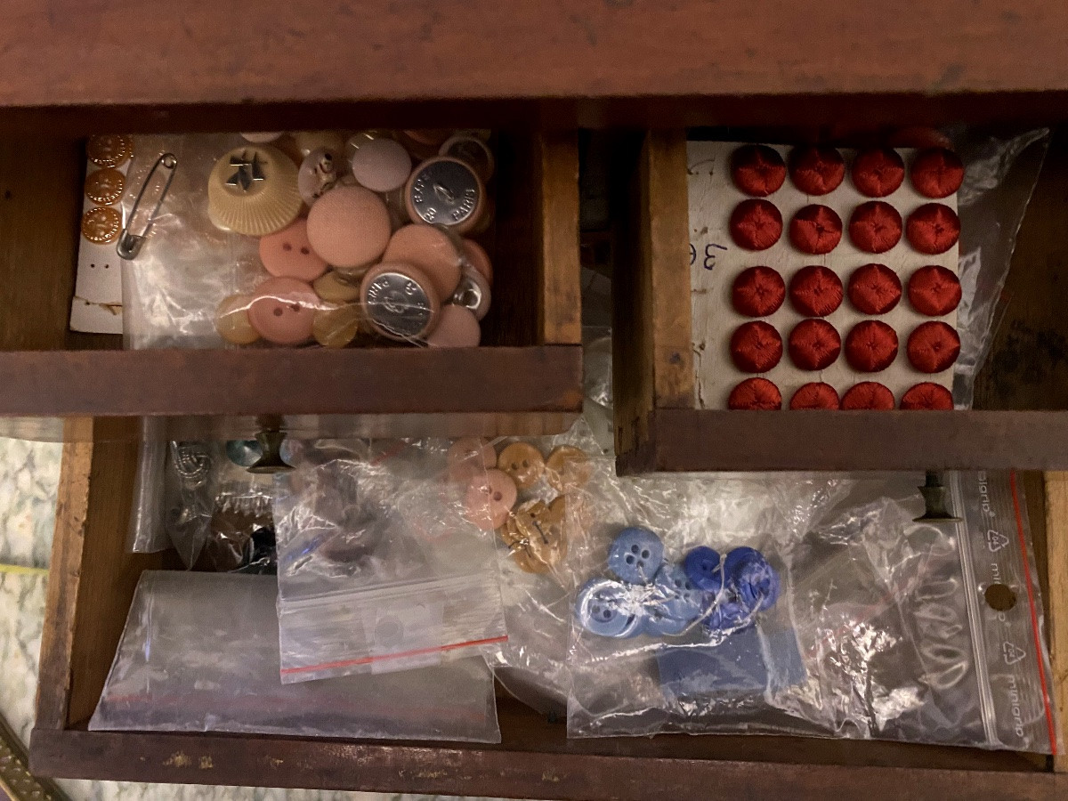 Small Louis Philippe Style Walnut Storage Cabinet With 4 Drawers -photo-3