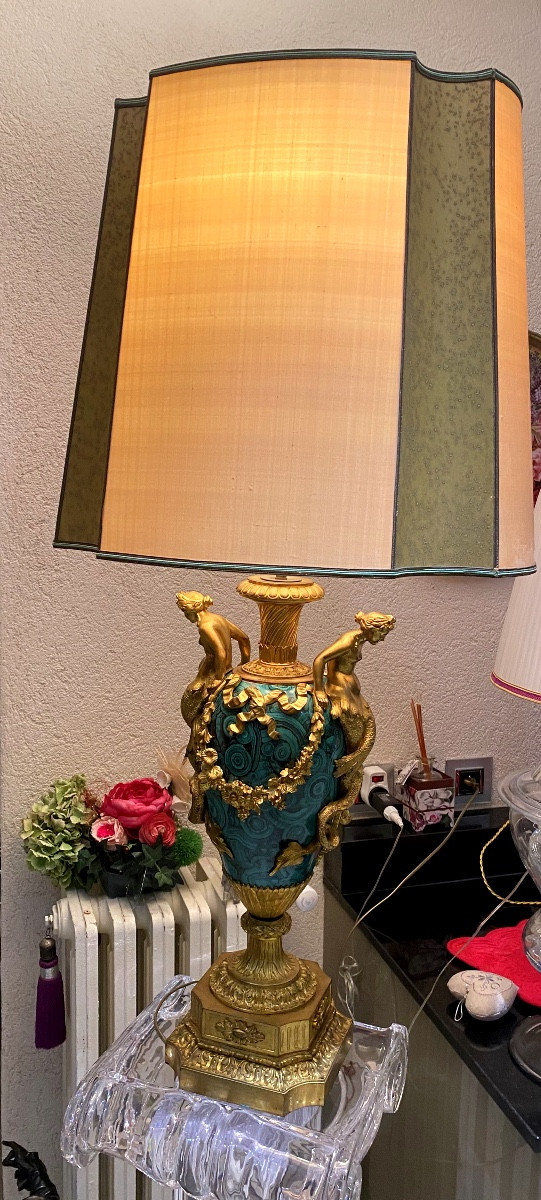 Lampe Napoleon III en bronze doré H:112 cm
