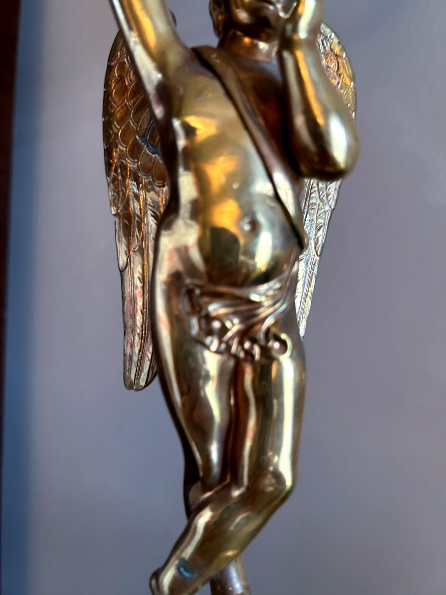 Paire de chandelier aux Amours Ailés en bronze doré -photo-1