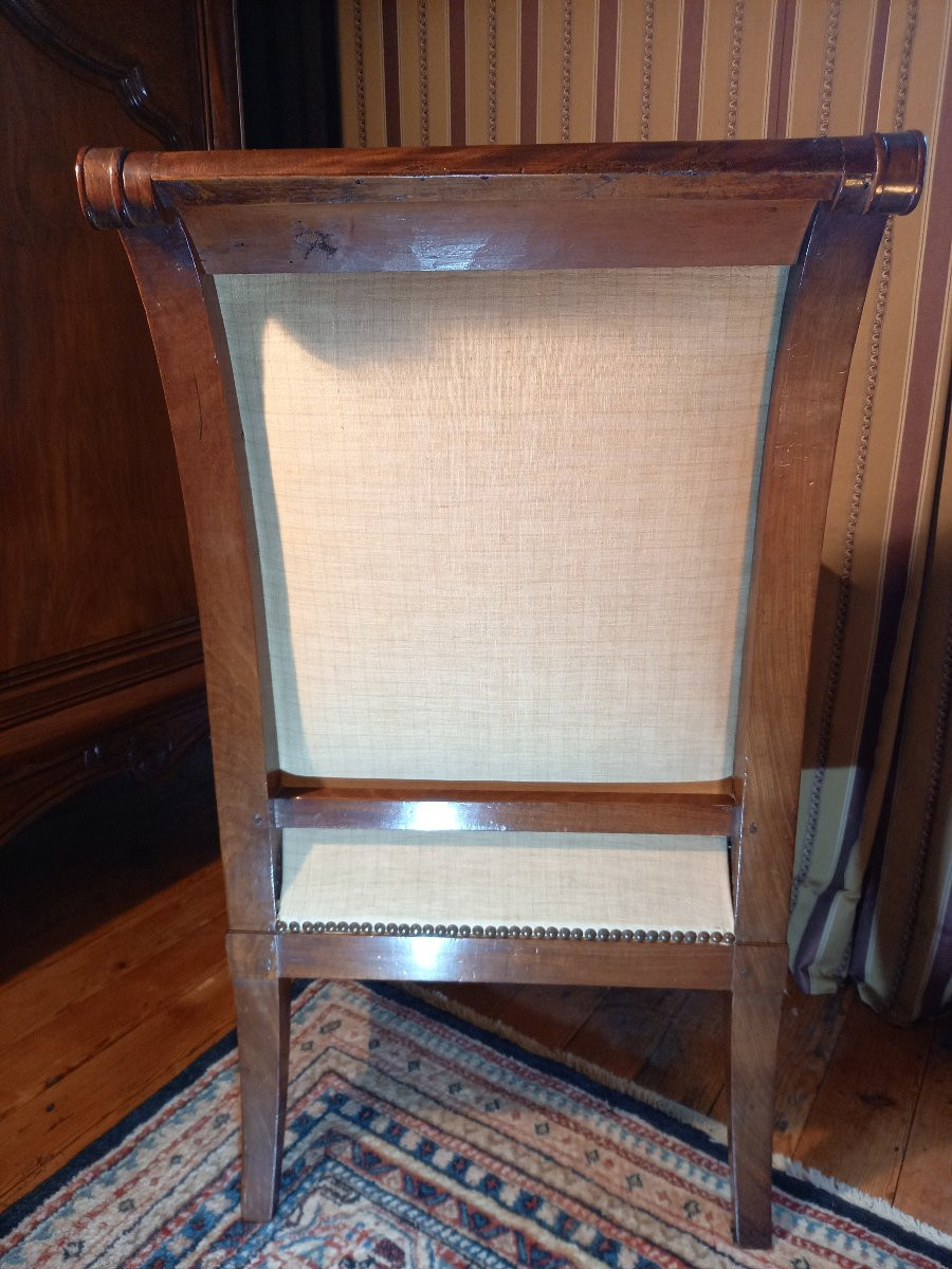 A Very Pretty Bergère Chair In Mahogany And Mahogany Veneer From The Directoire Period.-photo-2
