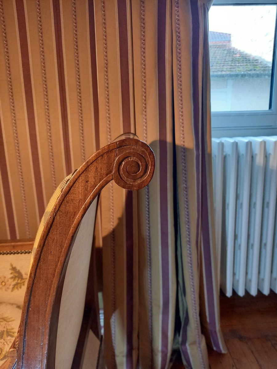 A Very Pretty Bergère Chair In Mahogany And Mahogany Veneer From The Directoire Period.-photo-5