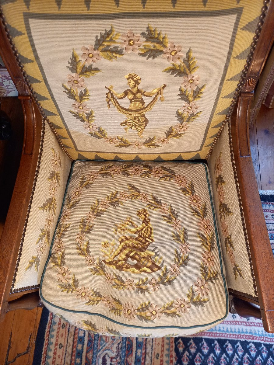 A Very Pretty Bergère Chair In Mahogany And Mahogany Veneer From The Directoire Period.-photo-7