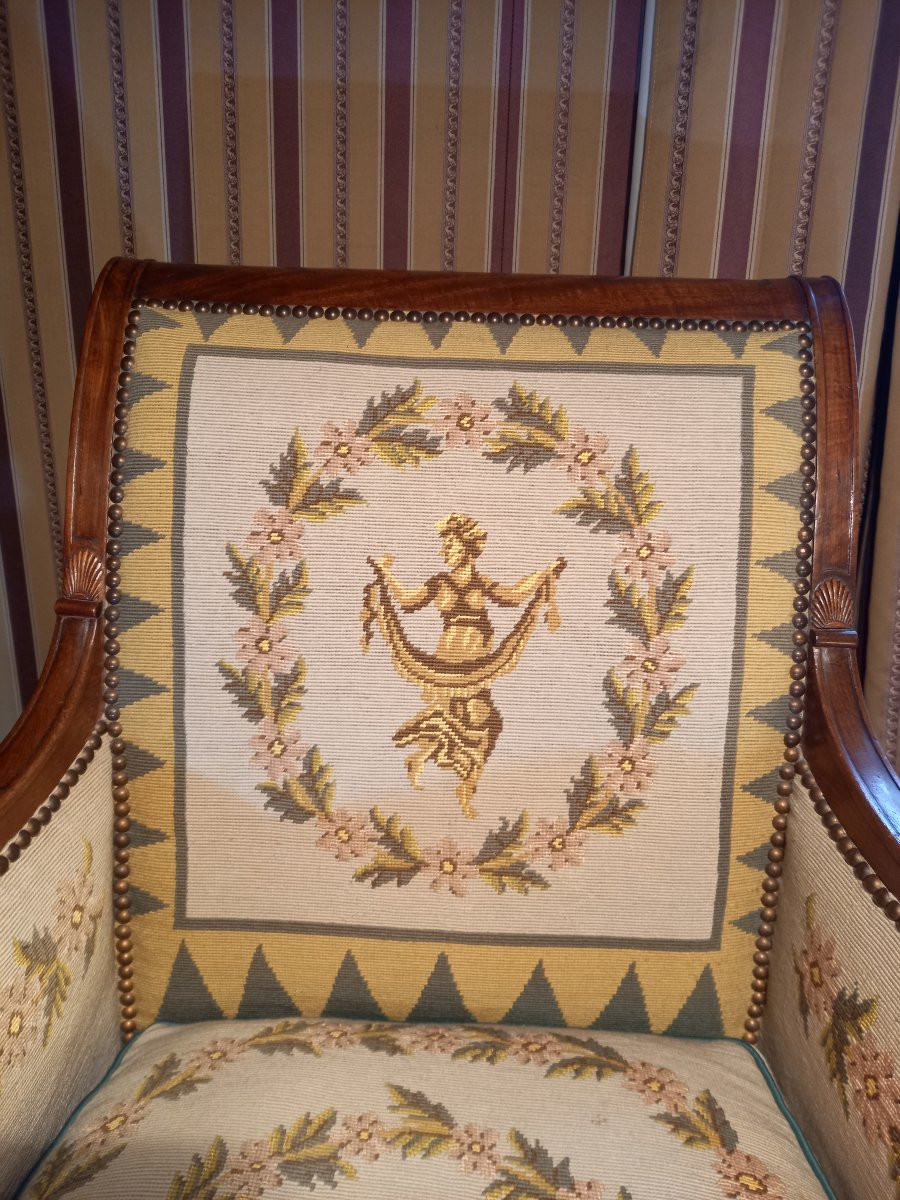 A Very Pretty Bergère Chair In Mahogany And Mahogany Veneer From The Directoire Period.-photo-8