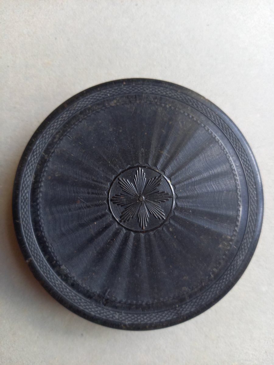 Compigné, boîte ronde avec décor d’une vue du château de Saint-Cloud-photo-3