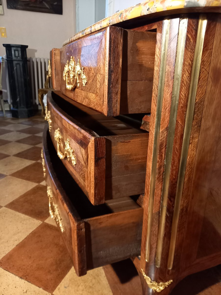 Commode Louis XIV-Régence du début du XVIIIe siècle en placage de palissandre -photo-8