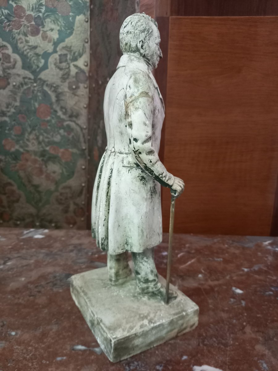 Full-length Sculpture Of A Handsome Man, Created By The Sculptor Sollier Of Apt -photo-3