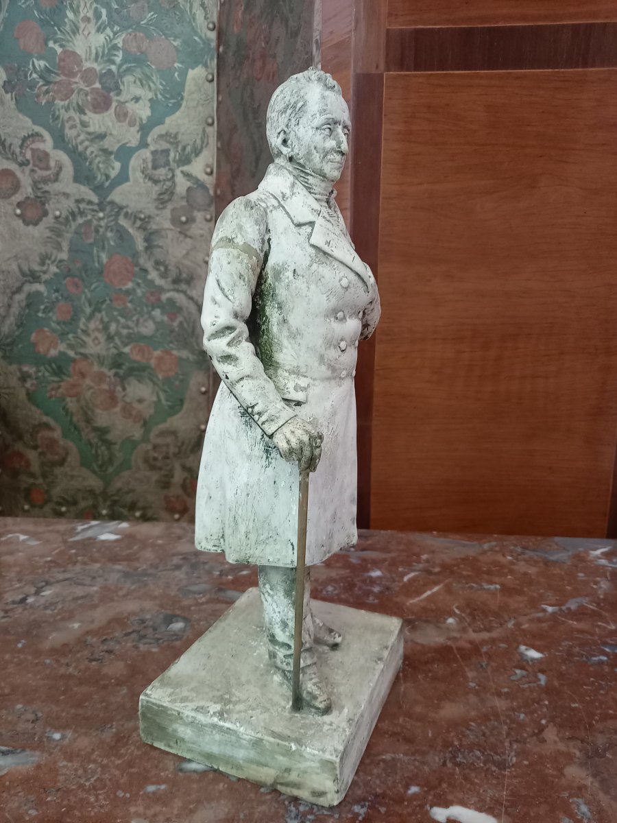 Full-length Sculpture Of A Handsome Man, Created By The Sculptor Sollier Of Apt -photo-4