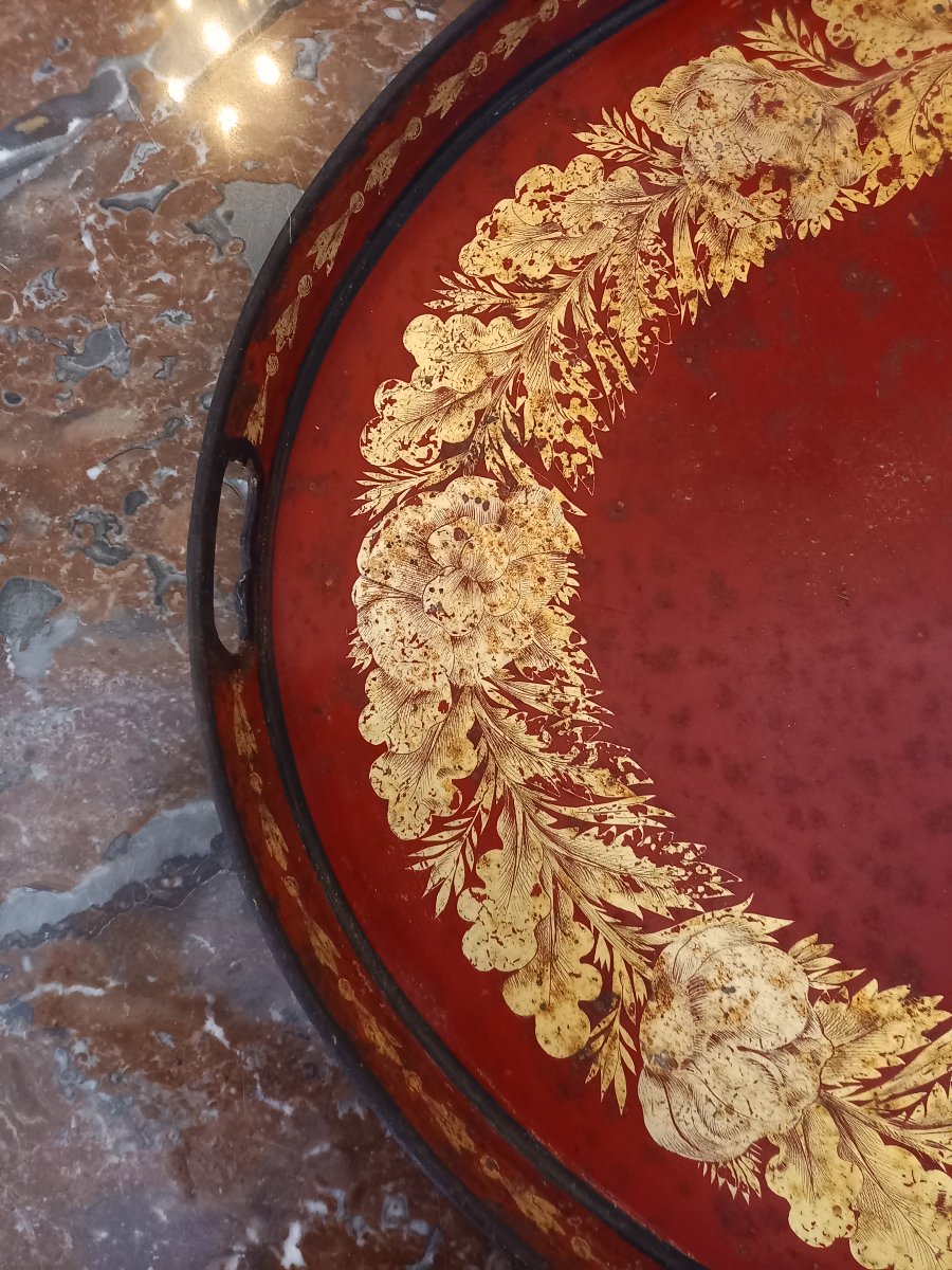 Grand plateau ovale rouge et or en tôle peinte d'époque Directoire-Empire -photo-1