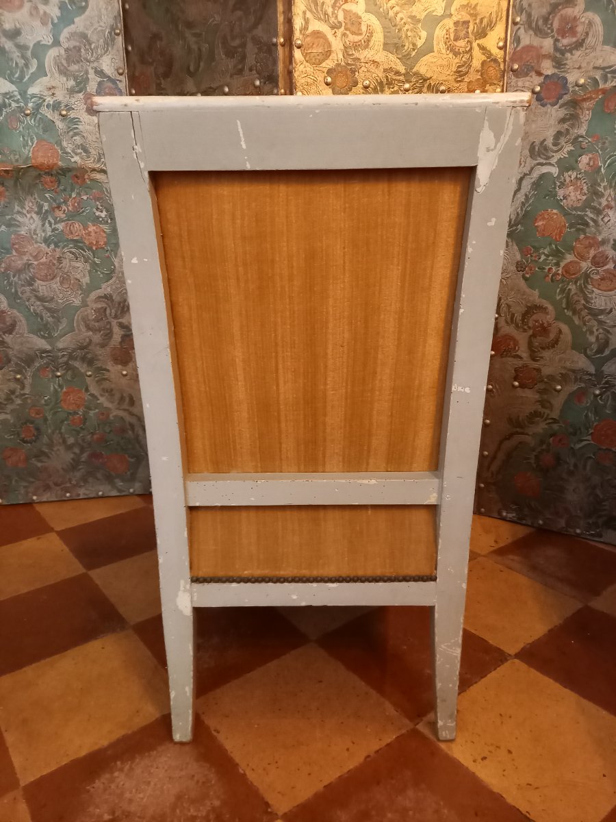 A Comfortable, Molded And Carved Wingback Chair, Reupholstered In Gray And Gold, From The Directoire-consulat Period-photo-3