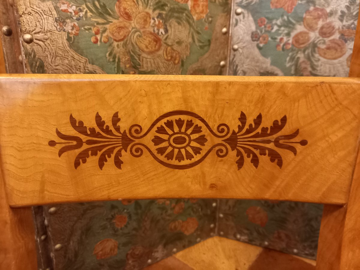 Élégante et rare paire de chaises d’époque Charles X en érable incrusté d'amarante-photo-3