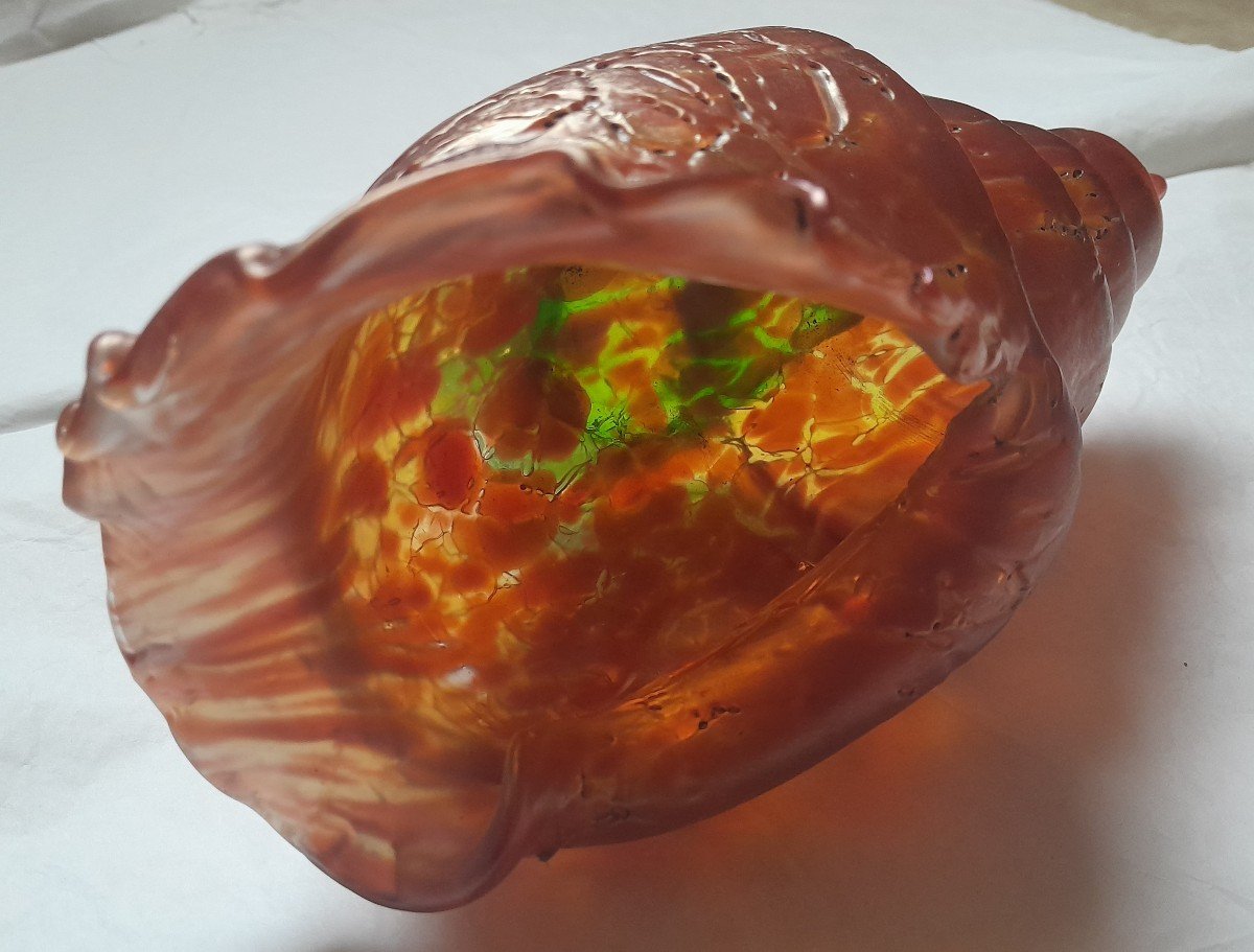 Loetz Shell Vase In The Shape Of A Conch In Iridescent Glass-photo-2