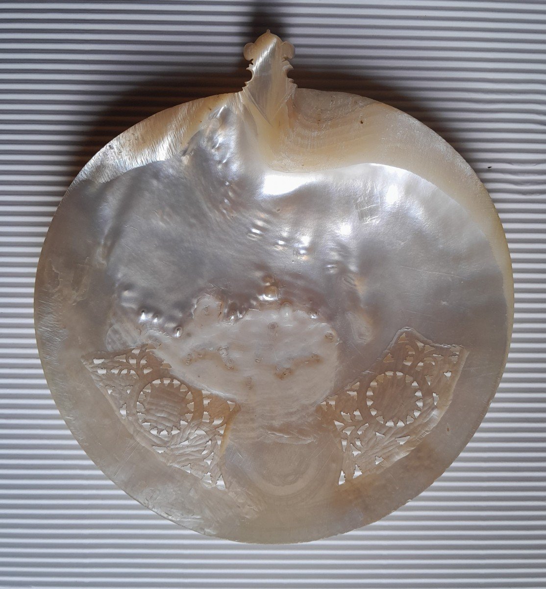 Proantic: Jerusalem Mother-of-pearl - Engraved Shell