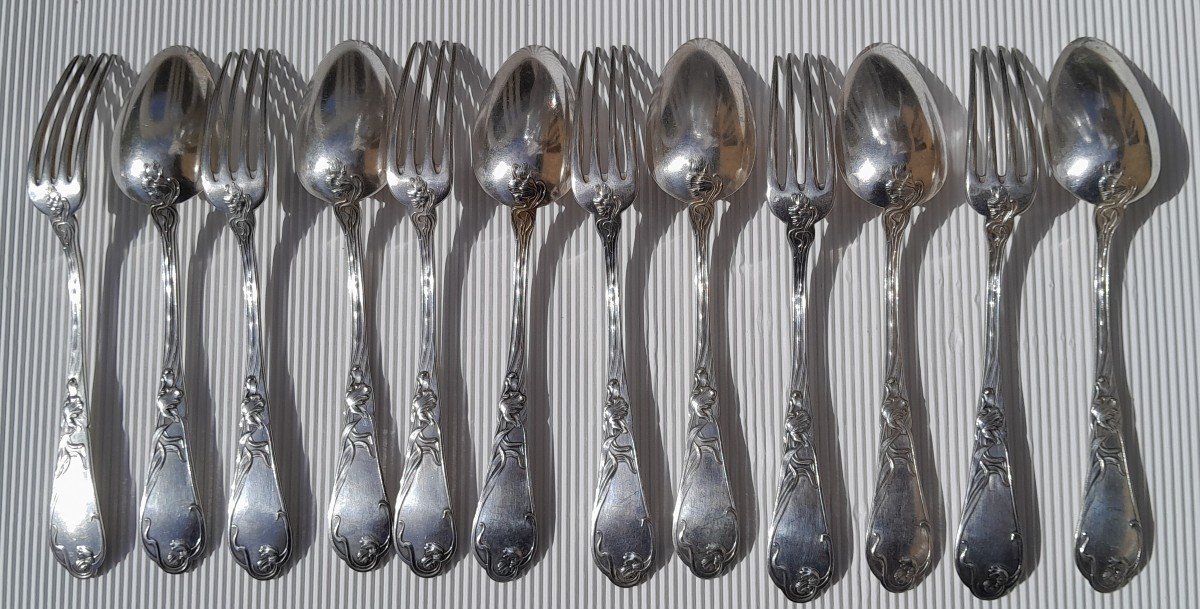 Couverts art nouveau Boulenger - Cuillères et fourchettes de table modèle "tulipes"