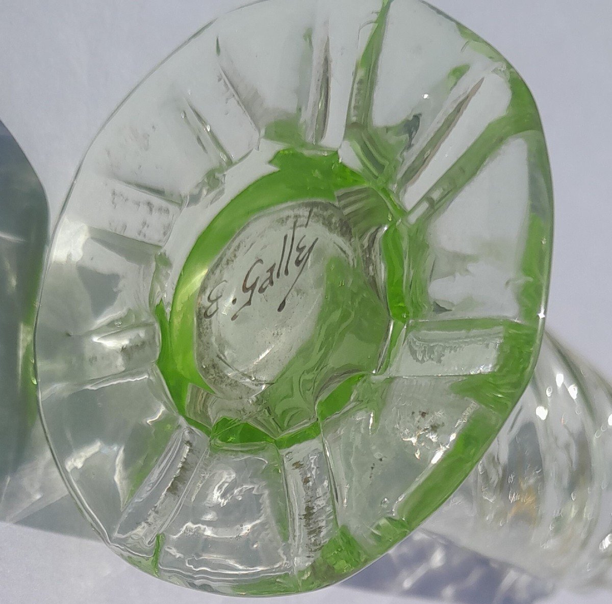 Emile Gallé - Pair Of Small Uraline Vases -photo-3