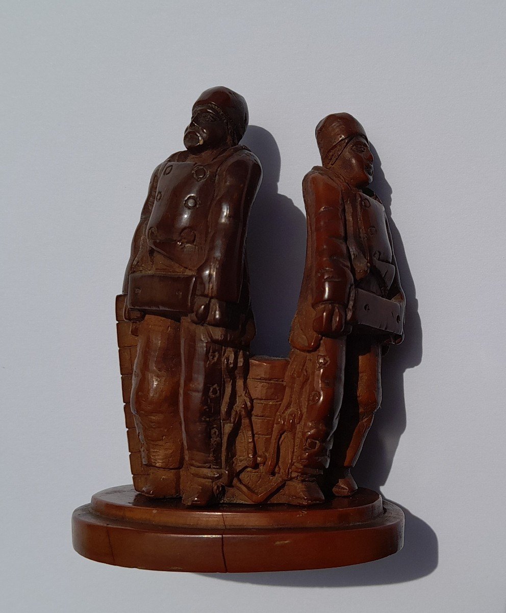 Subject Sculpted In Corozo Nuts Of Two Chained Convicts - Statuary Of The Penal Colony-photo-2