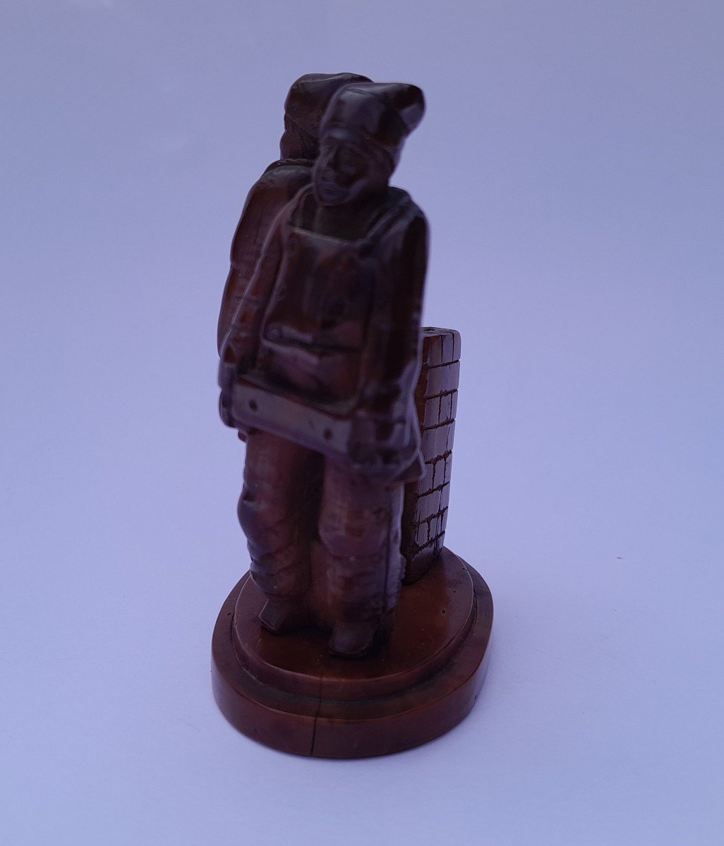 Subject Sculpted In Corozo Nuts Of Two Chained Convicts - Statuary Of The Penal Colony-photo-4