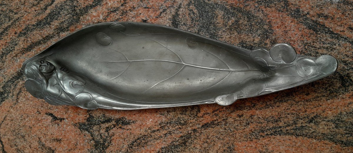 Art Nouveau Tray In Pewter - Urania-photo-2