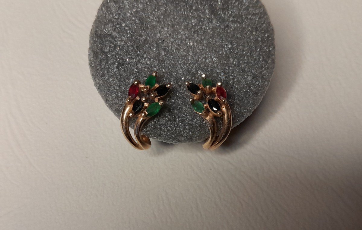 Gold Stud Earrings With Rubies, Sapphires, Emeralds-photo-4
