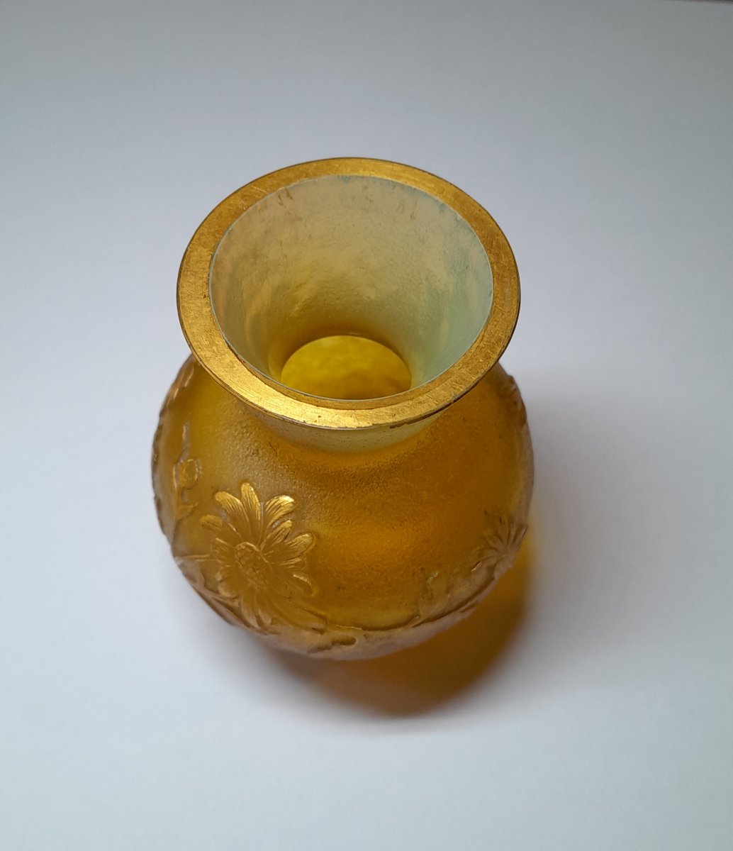 Daum, vase miniature art nouveau à décor de marguerites-photo-5