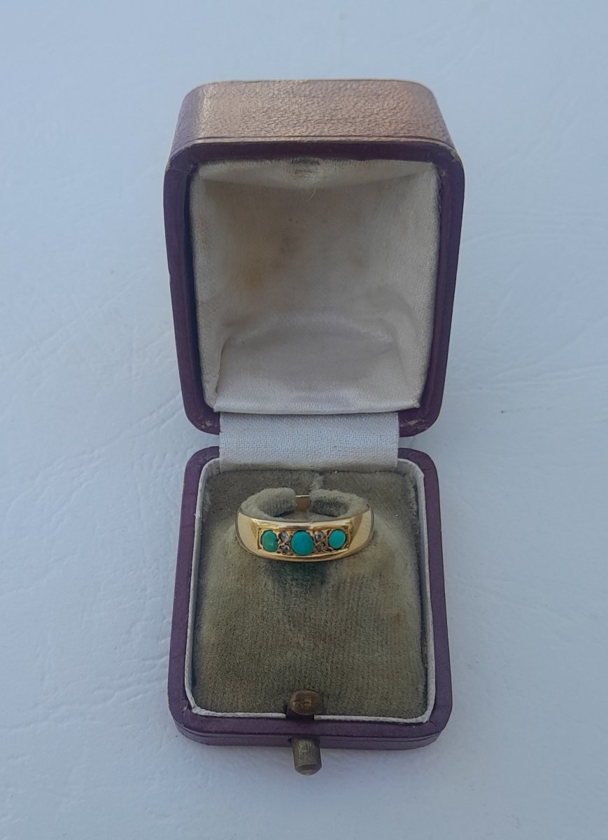Antique Ring Made Of Gold, Turquoise, And Diamonds