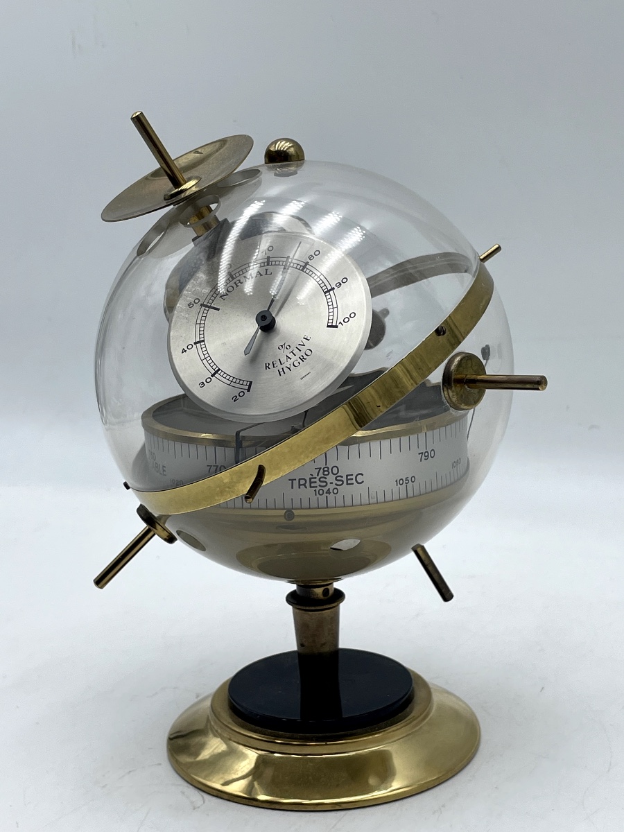 Spounik Pendulum