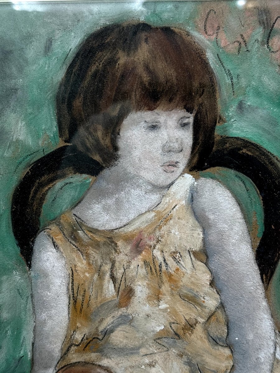 LUIS DIAZ "fillette assise sur une chaise  tenant un ballon"-photo-2