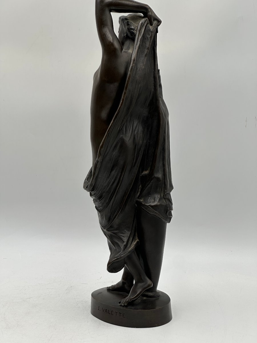 Jean VALETTE (1825-1877),  "Femme dénudée au drapé" bronze patiné, époque XIXème.-photo-3