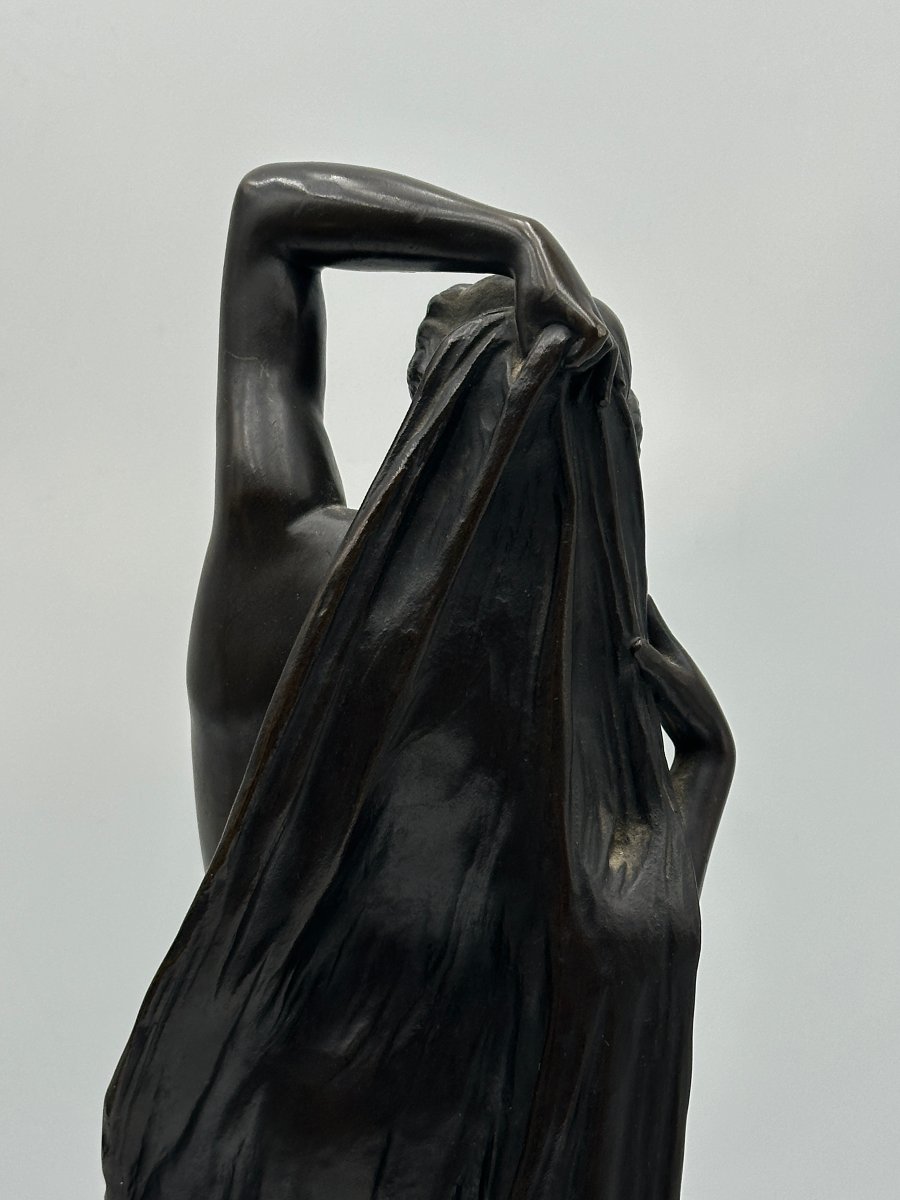 Jean VALETTE (1825-1877),  "Femme dénudée au drapé" bronze patiné, époque XIXème.-photo-4
