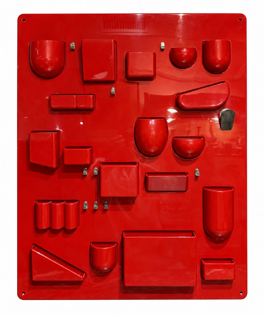 Grand rangement mural UTEN.SILO par Dorothee Becker