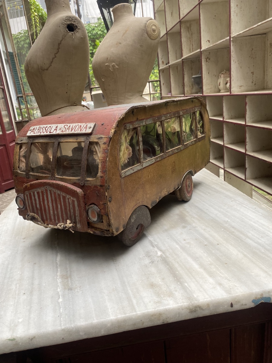 Italian Pickup Truck From The Early 1900s-photo-4