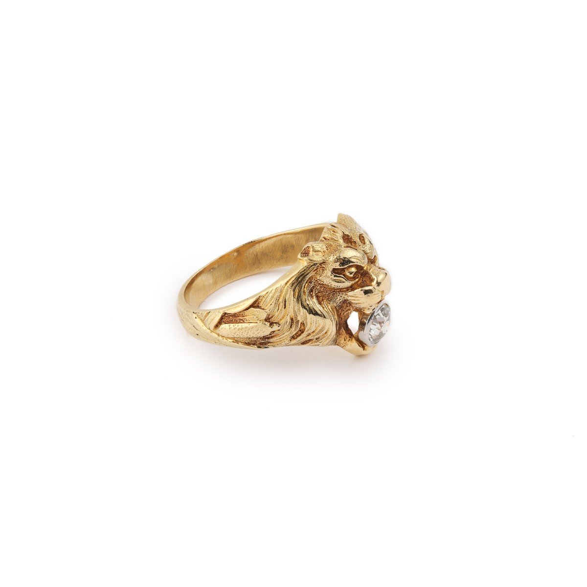 0.35 Carats Diamond 18 Carat Yellow Gold Lion Signet Ring-photo-2