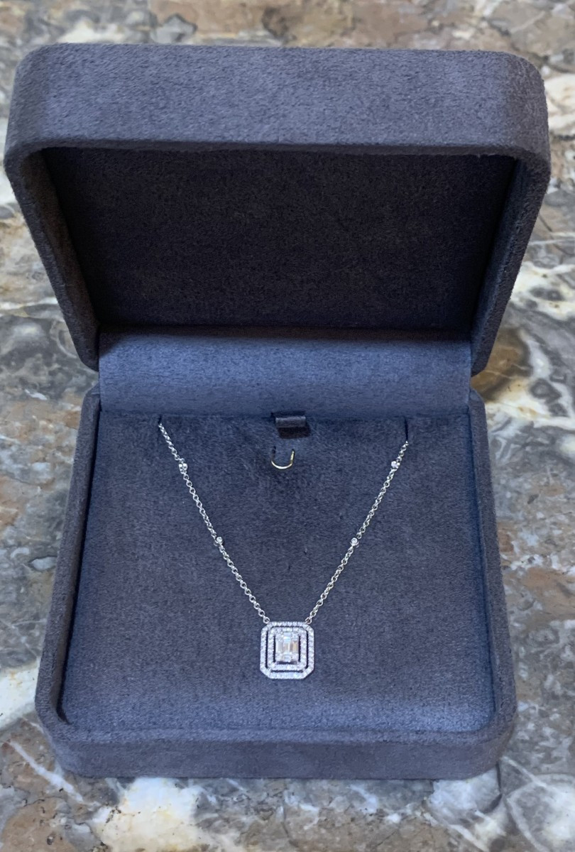 Collier Diamants Effet Taille Emeraude Or Gris 18 Carats-photo-3