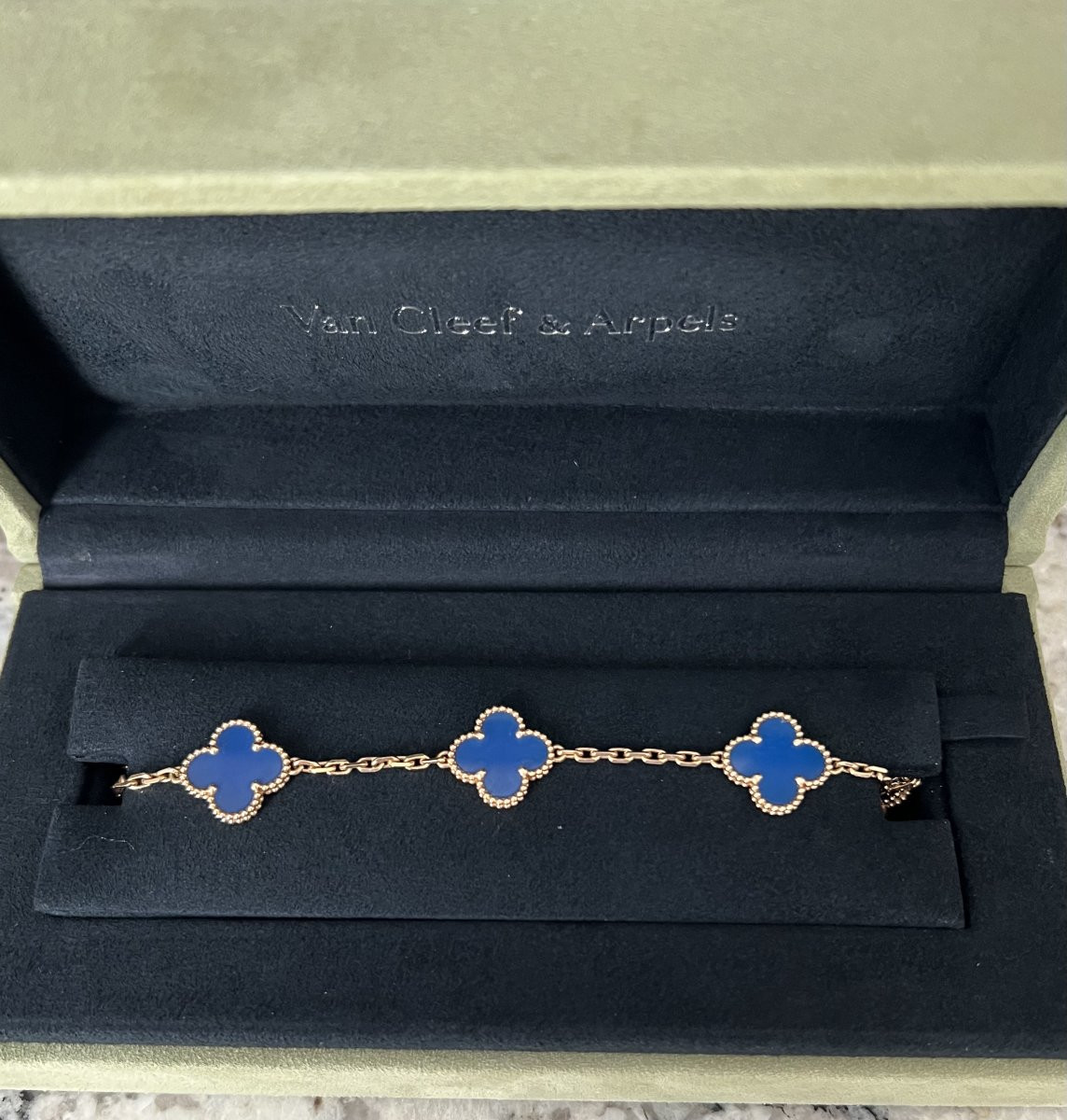 Bracelet Van Cleef & Arpels Vintage Alhambra 5 Motifs Agate Bleue Or Jaune 18 Carats-photo-3